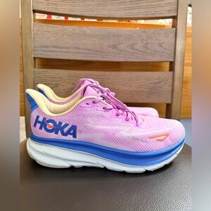 Hoka Clifton 9 Sweet Lilac 9:5 for women